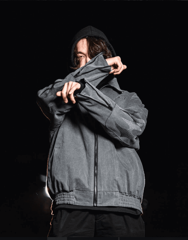 BLACK DISTORTED HOODIE — 1
